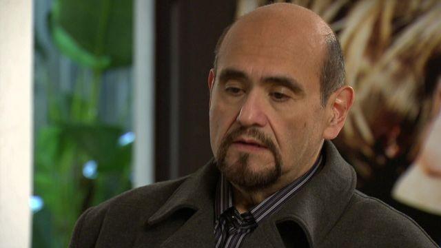 Bárbara y Sergio se besan