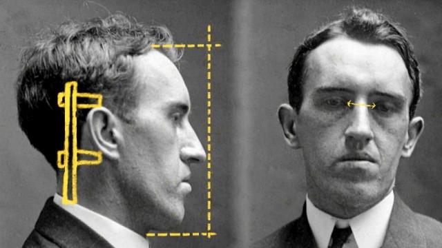 Le passeport, la frontière de papier