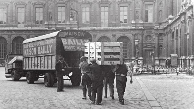 Le pillage des appartements juifs : l'Opération Meuble