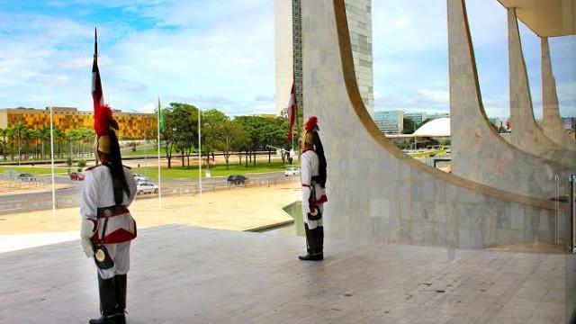 #170: Tempestade de areia sobre o Planalto