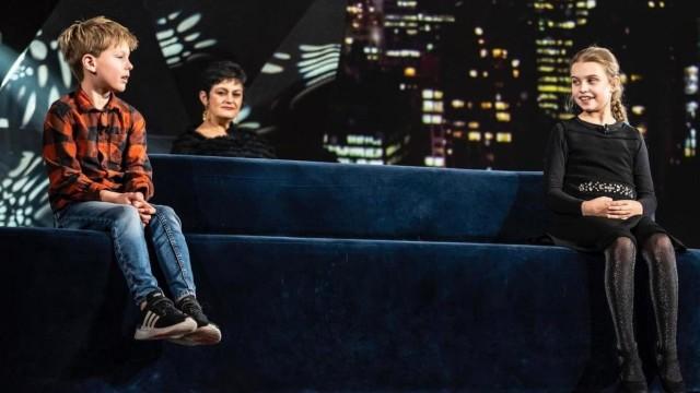 Eve Cote, Mikeal Kingsbury, Jo Cormier, Guillaume Pineault et Madame Marie-Eve et ses élèves.