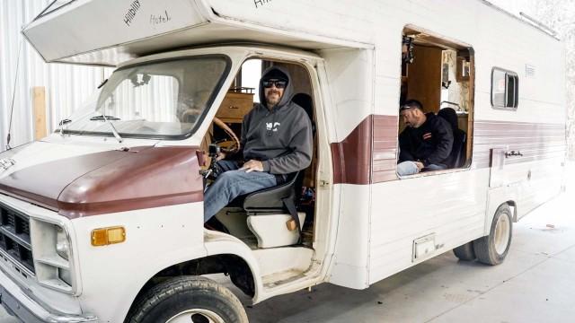 Motorhome Wheelies!