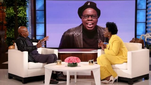 Guest host Leslie Jones with Samuel L. Jackson; Chloe Kim