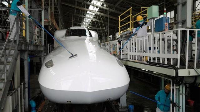 Unterwegs mit dem Shinkansen (2)