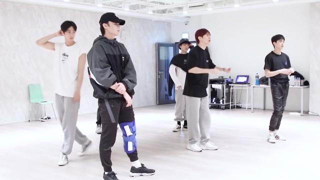 EP.107 VICTON's "Chronograph" choreography practice behind!