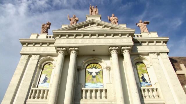 Mega Mausoleums