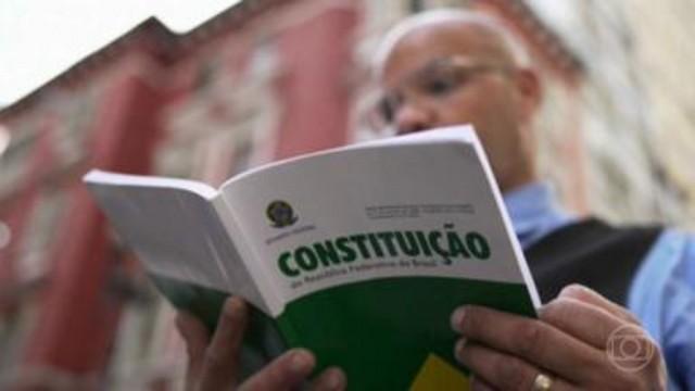 Como a Constituição está presente no nosso dia a dia, garantindo direitos e liberdades