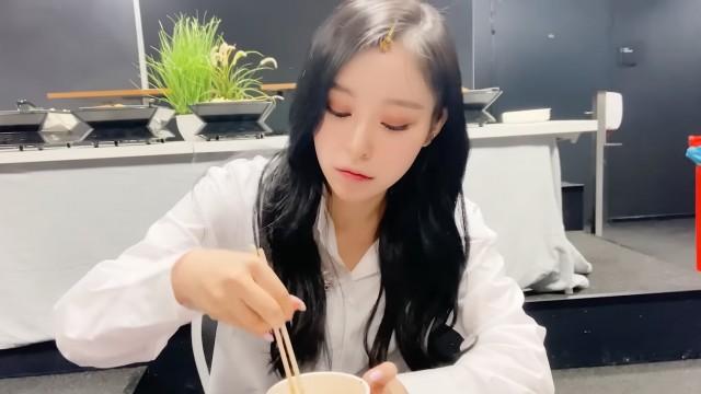 Gahyeon's Vlog: Germany KPOP.FLEX Part 2