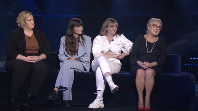 Les sœurs Boulay, Debbie Lynch-White, Pauline Marois et Jean-Luc Mongrain