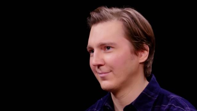 Paul Dano Needs a Burp Cloth While Eating Spicy Wings