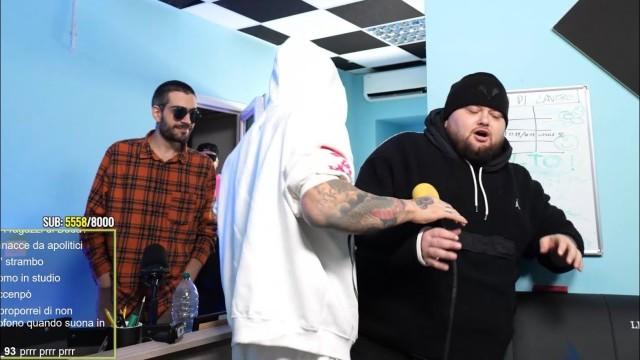 Ci FANNO uno SCHERZO al CITOFONO con RUBINO in Studio… | Cerbero Podcast #1615