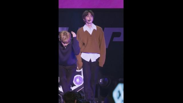 [#SUHO Focus] EXO 'Ooh La La La' @COMEBACK SHOWCASE