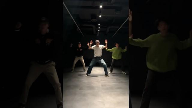 Mr. Rovers | #Shorts #KAI #BAEKHYUN #SEHUN #RoverChallenge