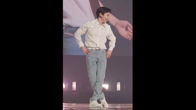 [#XIUMIN Cam] 'LOVE ME RIGHT' | EXO @2023 EXO FANMEETING "EXO’ CLOCK"