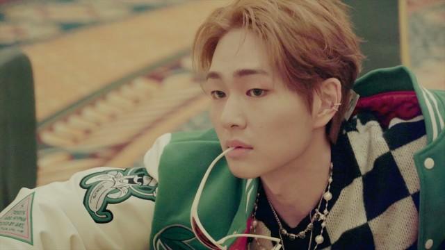 'DICE' Jacket Photoshoot Behind | ONEW 온유