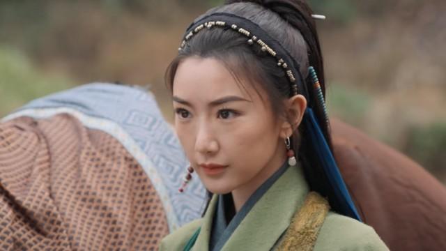 Lian Yi; The Swordswoman