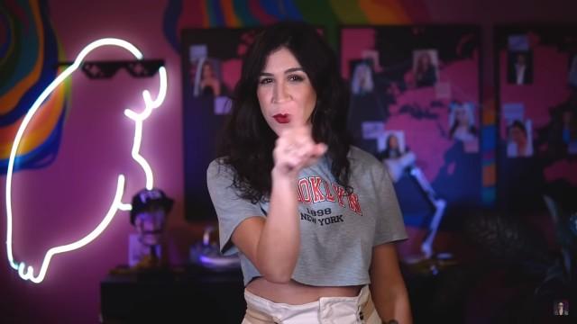 Evolução dos namoros de Taylor Swift através das músicas
