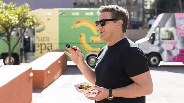 David vs. Goliath: This Is Food Truck Heaven?