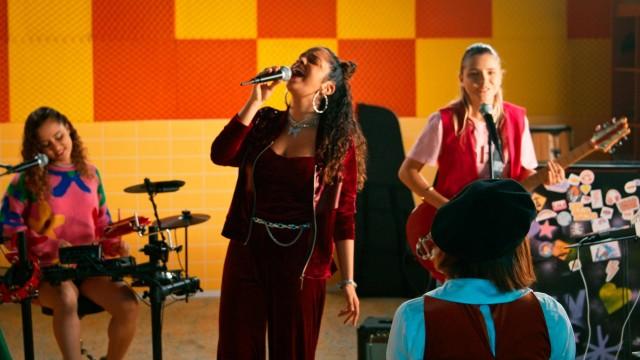 Faixa #1 - Não Olhe Pro Chão