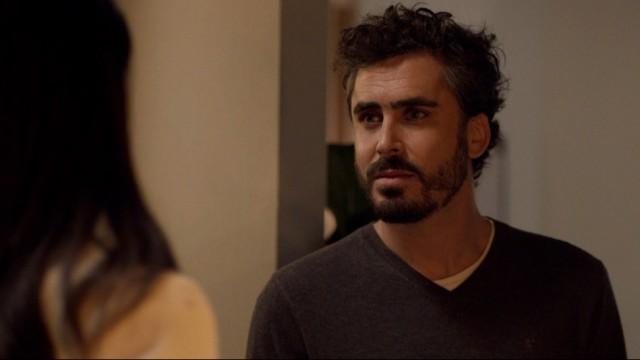 Gonzalo le confiesa a Javiera que no está enamorado de ella