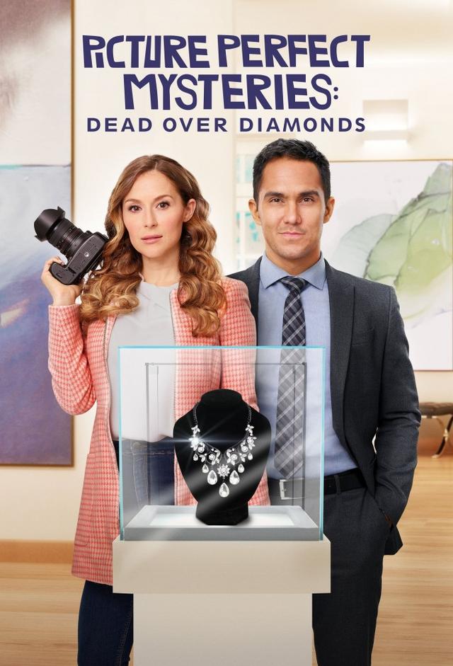 Picture Perfect Mysteries: Dead Over Diamonds