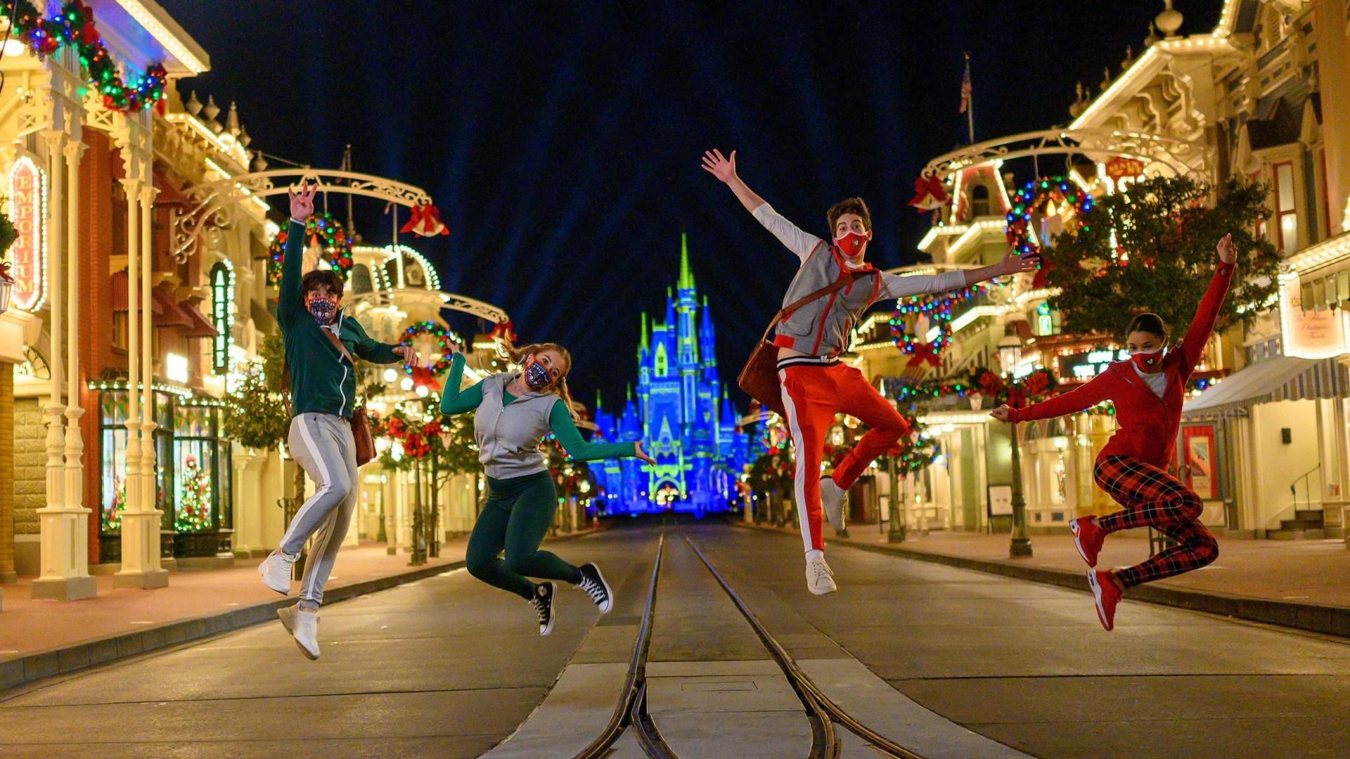 Disney Holiday Magic Quest