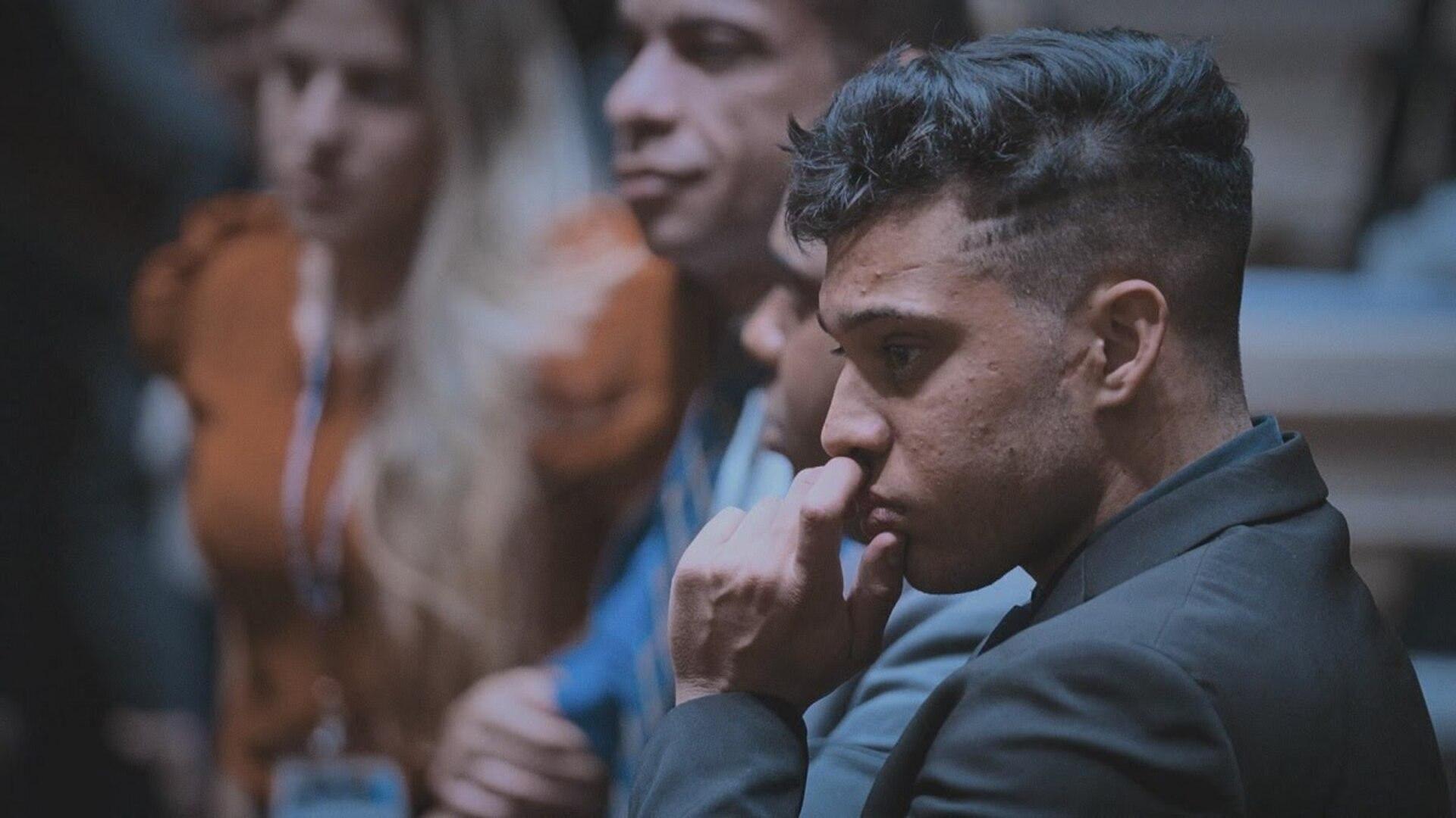 Gabriel Monteiro – Fake Hero