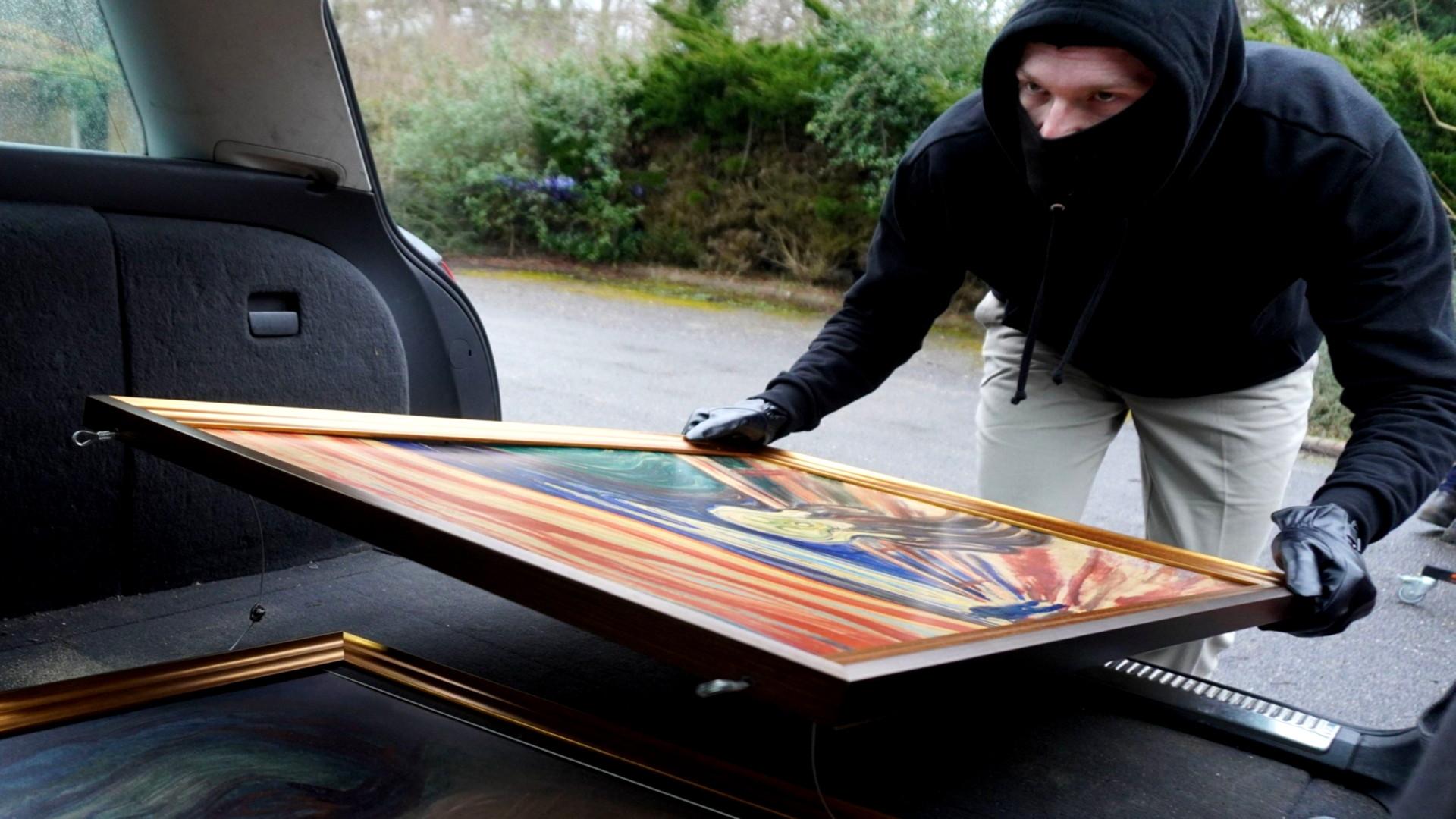 Stolen: Catching the Art Thieves