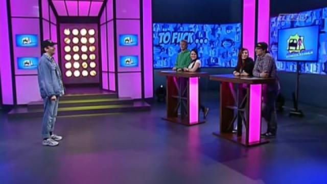 Who wants to fuck my girlfriend Chris gegen Roy