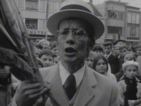 O, heldentolk, O, reuzenvolk, O, pracht en macht