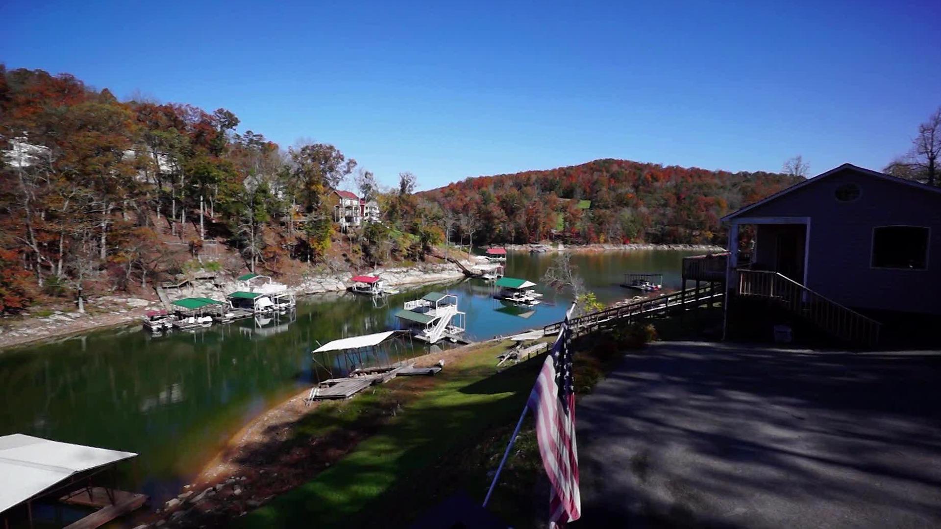 Lakefront Bargain Hunt Renovation