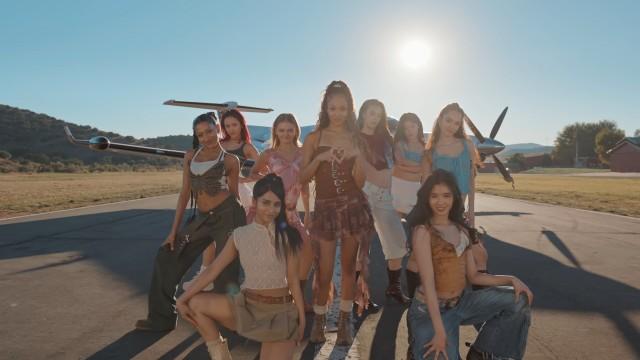 Bonus Performance “Break Free”