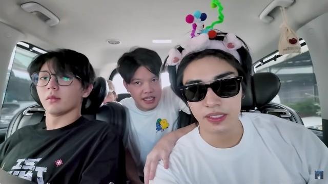 UpPoom go make merit at Thai, Chinese, and Indian temples in Chachoengsao Province