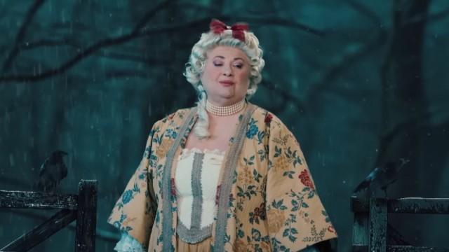 Jean Claude 007 e i gadget di Antonella Elia