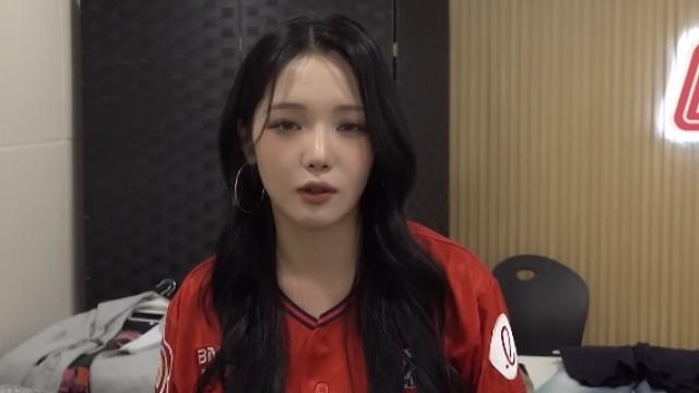 Lotte Red Festival Behind