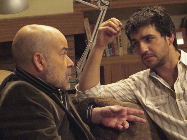 ¡Pero por qué no te callas!