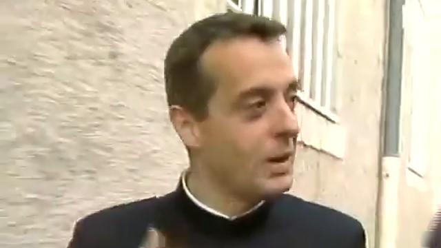 Le cadre et le goupillon