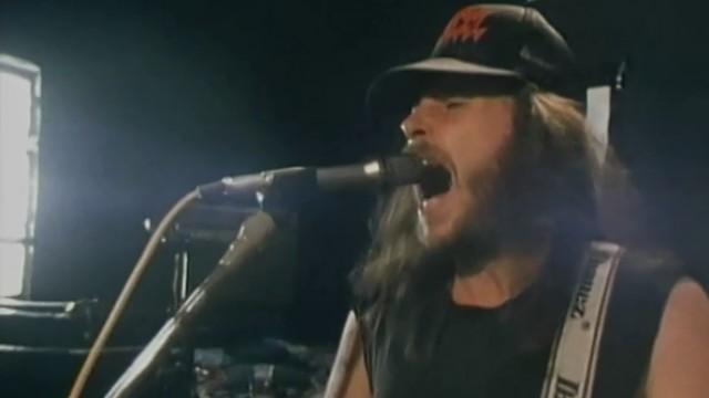 Décibel et tais-toi