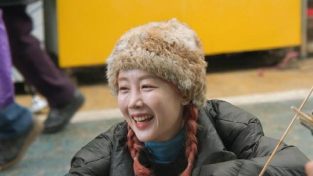 Haha Family's Eating Show Begins